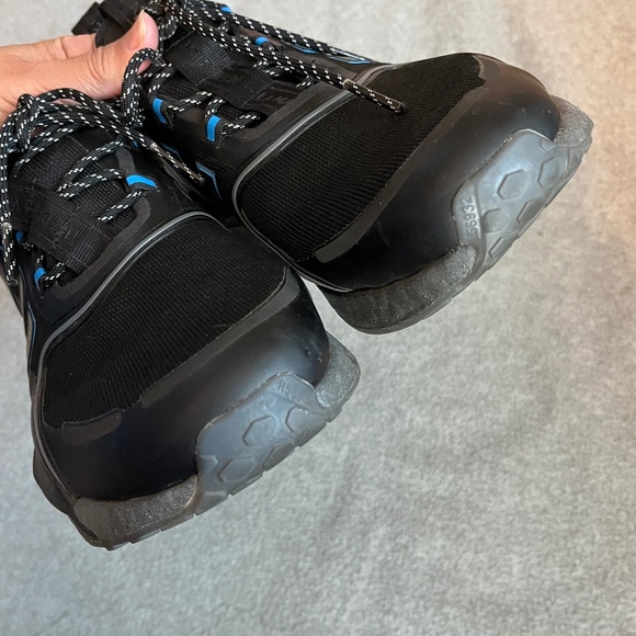 Adidas MND V3 Sneakers Shoes Mens 10.5 Black Blue Athletic main image 8